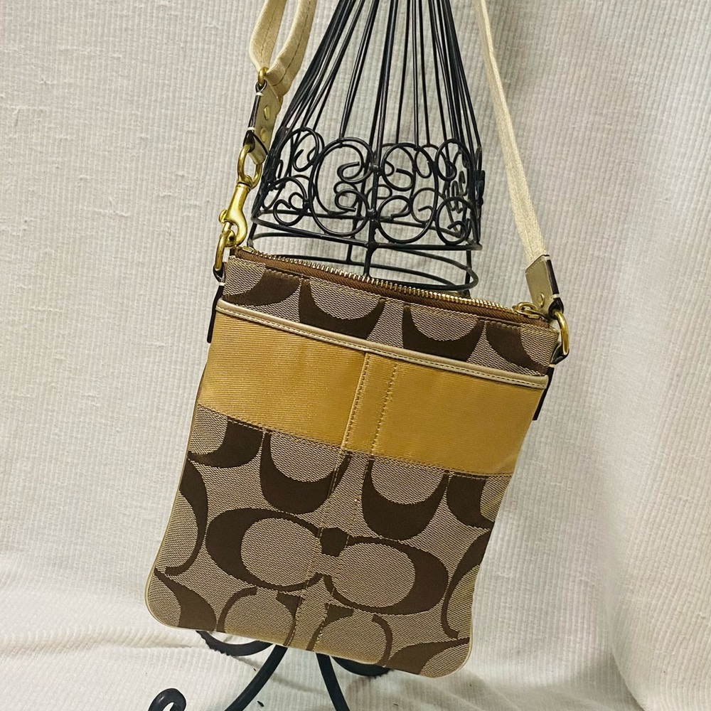 Brown Coach Crossbody L0767-41207